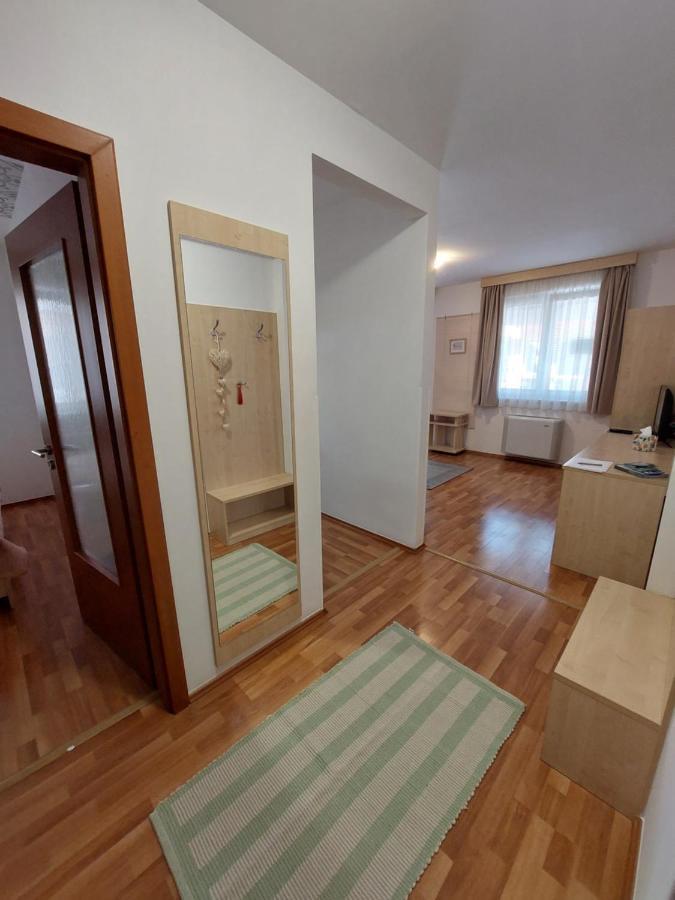 Myrelax Apartment - Hajdúszoboszló Eksteriør billede